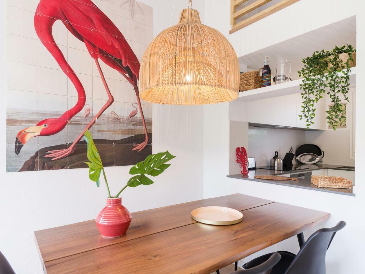 La Vie En Rouge Sa Riera Duplex, Private Parking Apartment เบกูร์ ภายนอก รูปภาพ